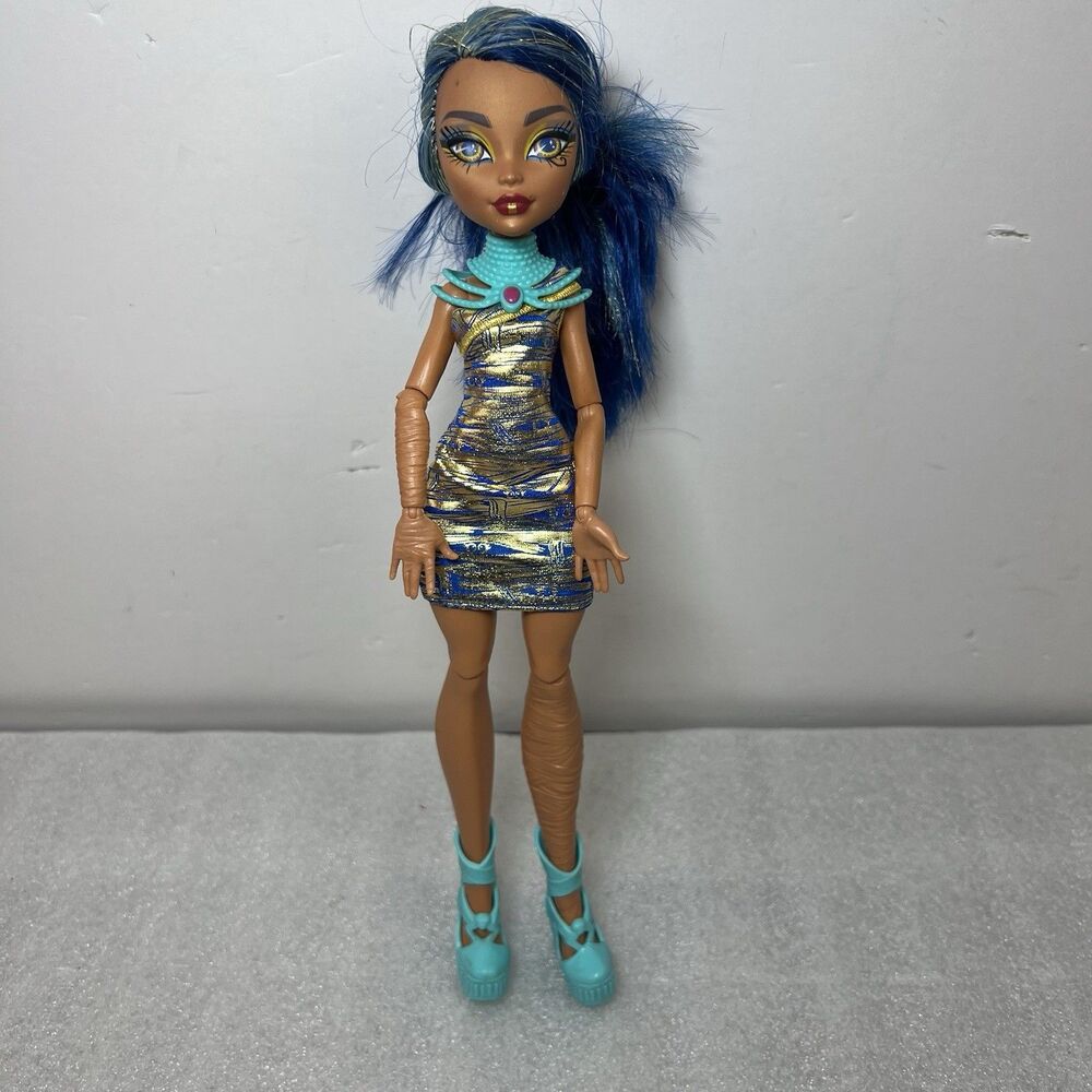 Monster High Cleo DeNile International Budget Doll Jointed dolls - Picture 2 of 7